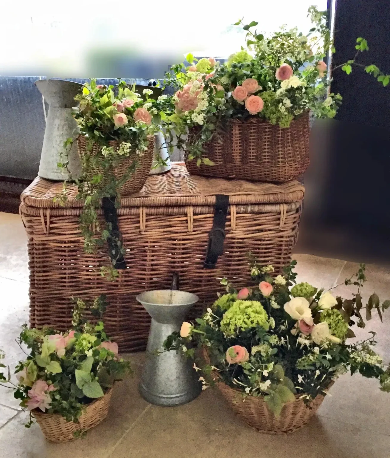 Que mettre dans un panier déco pour un style harmonieux et esthétique ? Que mettre dans un panier déco pour un style harmonieux et esthétique ?